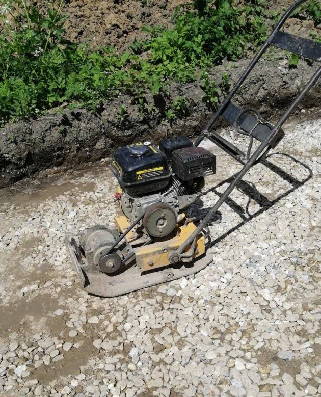 Уплотнение подушки виброплитой.jpg