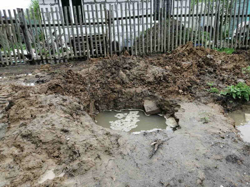 Яма для откачки воды.jpg